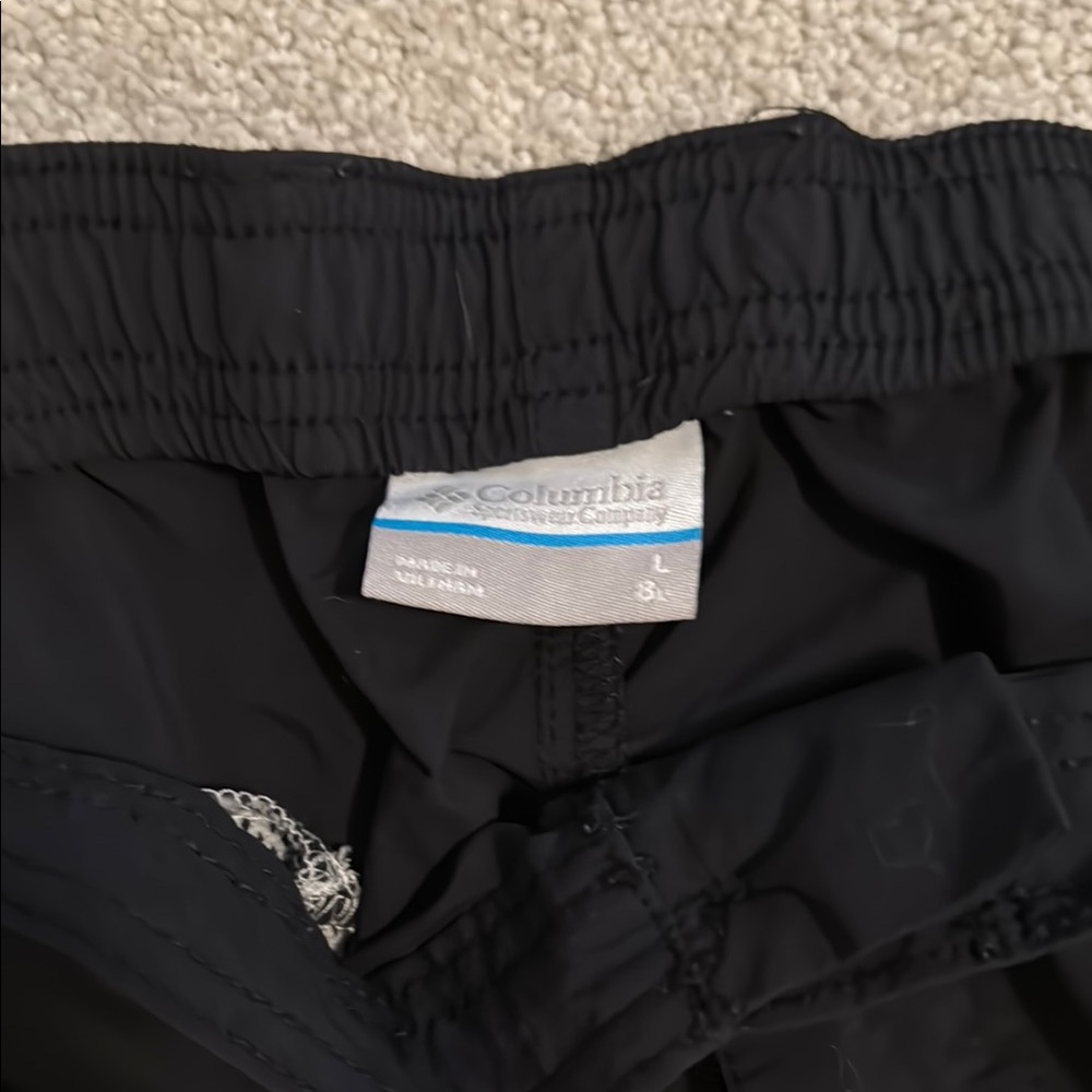 Men's Black Outdoor Shorts - Picture 4 of 5